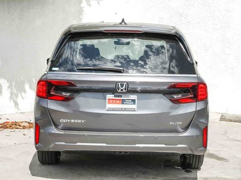 New 2026 Honda Odyssey Elite image 5
