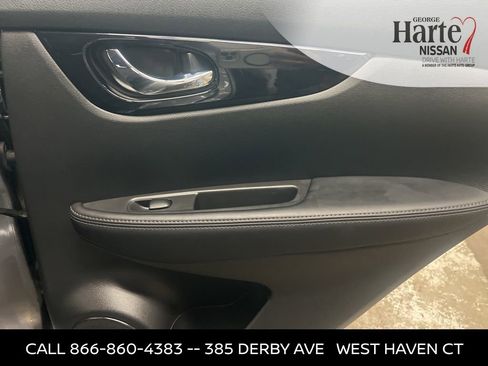 Used 2019 Nissan Rogue Sport SL image 34