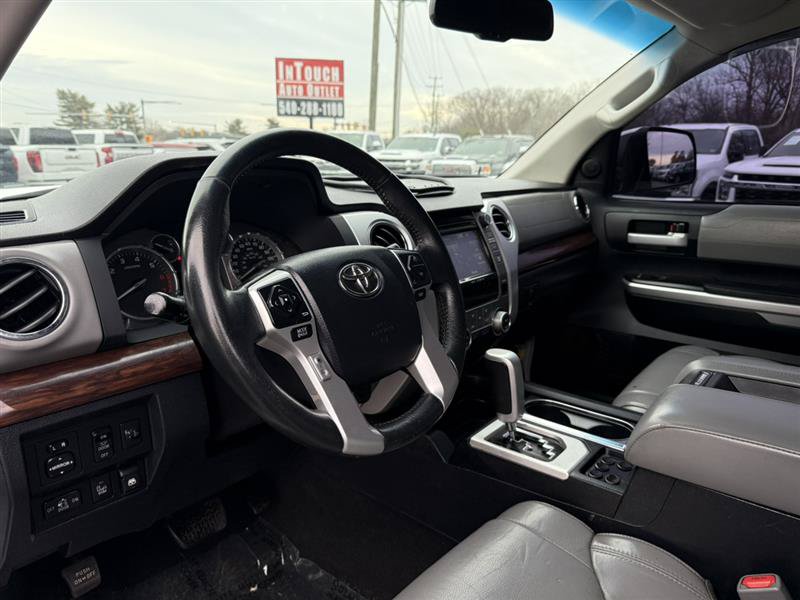 Used 2017 Toyota Tundra Limited w/ Limited Premium Package AWD/4WD image 28