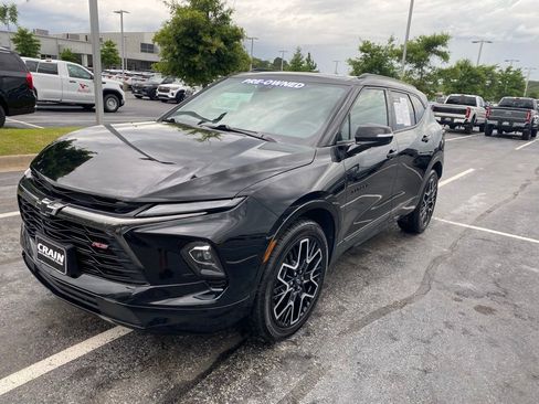 Used 2024 Chevrolet Blazer RS w/ Driver Confidence II Package FWD image 3