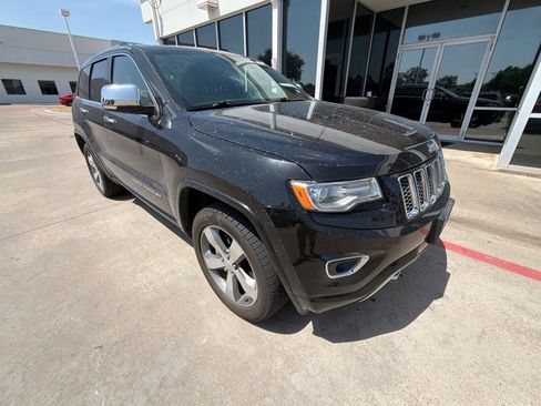 Used 2015 Jeep Grand Cherokee Overland AWD/4WD image 3