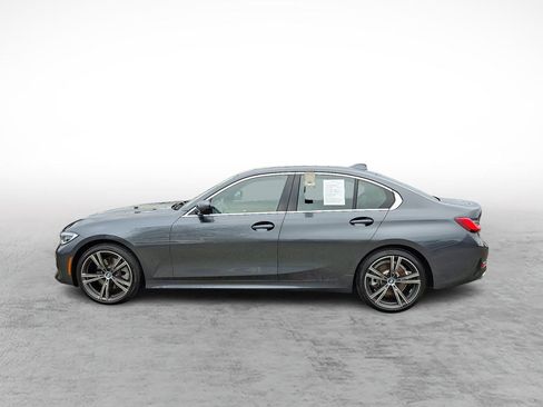 Used 2021 BMW 330i xDrive Sedan w/ Convenience Package image 2