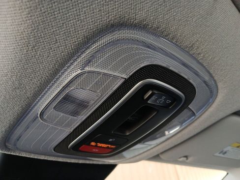 Used 2024 Hyundai Elantra Limited image 22