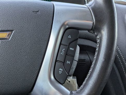 Used 2017 Chevrolet Traverse LT w/ Style and Technology Package image 26