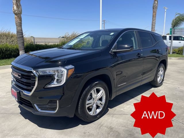 Used 2024 GMC Terrain SLE AWD/4WD image 1