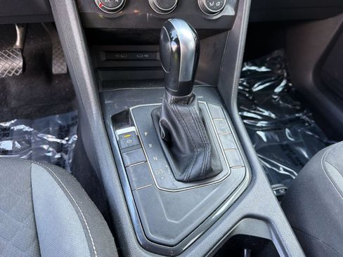Used 2021 Volkswagen Tiguan S FWD image 15