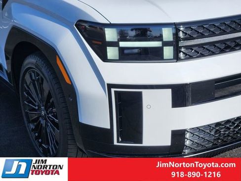 Used 2025 Hyundai Santa Fe Calligraphy image 9