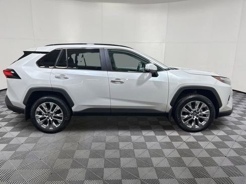 Used 2025 Toyota RAV4 Limited w/ Advanced Technology Package AWD/4WD image 8