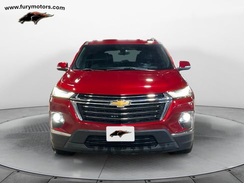 Used 2023 Chevrolet Traverse LT image 8
