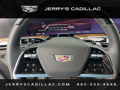 Used 2025 Cadillac Escalade Sport Platinum AWD/4WD image 15
