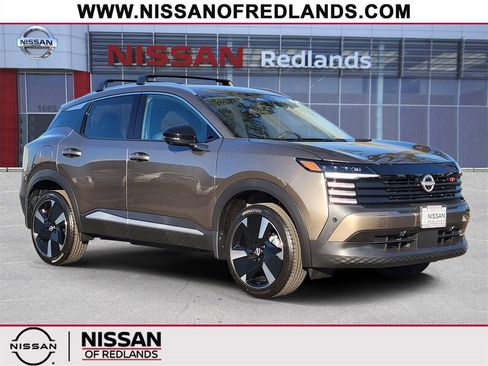 New 2026 Nissan Kicks SR w/ SR Premium Package image 1