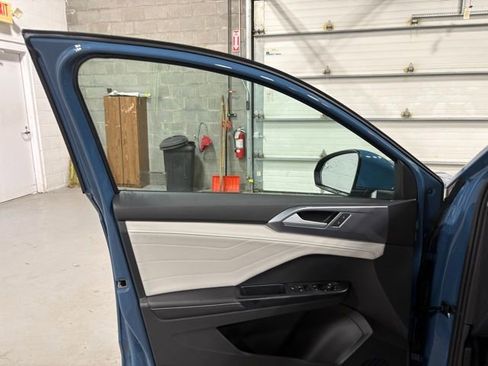 New 2026 Volkswagen Taos SEL AWD/4WD image 10