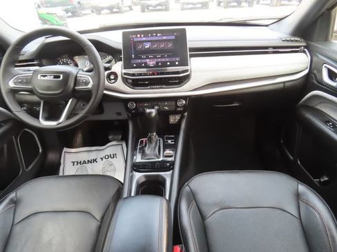 Used 2023 Jeep Compass Latitude AWD/4WD image 25