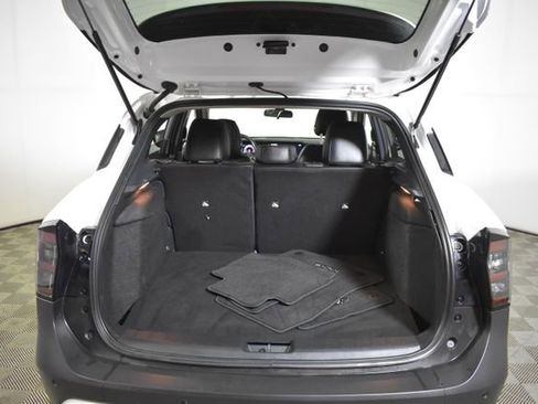 Certified 2025 Nissan Kicks SR w/ SR Premium Package image 29