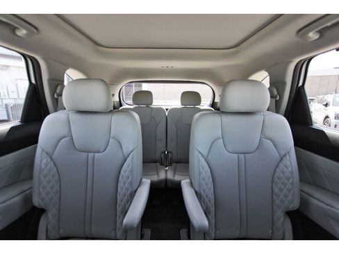Certified 2023 Kia Sorento SX AWD/4WD image 14