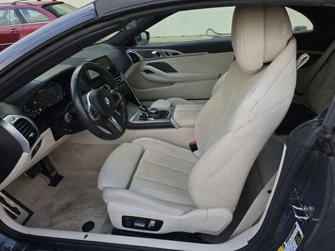 Used 2022 BMW M850i xDrive Convertible image 2