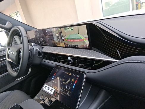 New 2026 INFINITI QX80 Autograph w/ Premium Cargo Package image 13