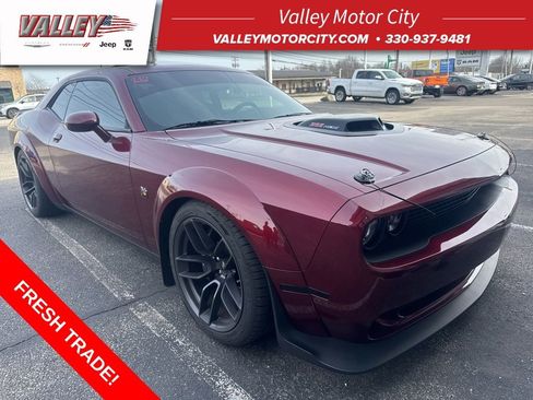 Used 2022 Dodge Challenger R/T Scat Pack image 1