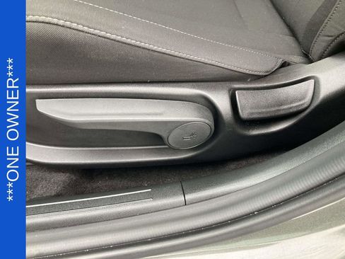 Used 2025 Hyundai Elantra SEL FWD image 17