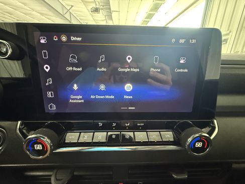 Used 2026 Chevrolet Colorado Trail Boss AWD/4WD image 24
