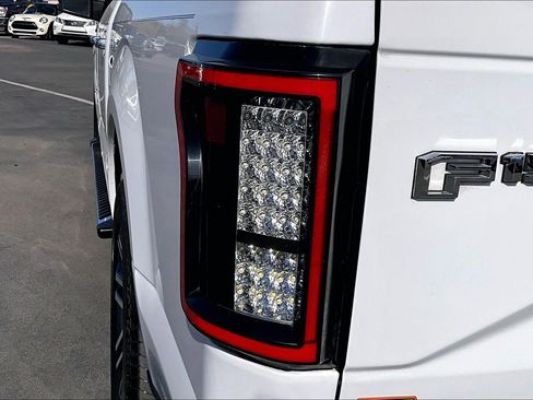 Used 2017 Ford F150 XLT w/ Equipment Group 302A Luxury image 28