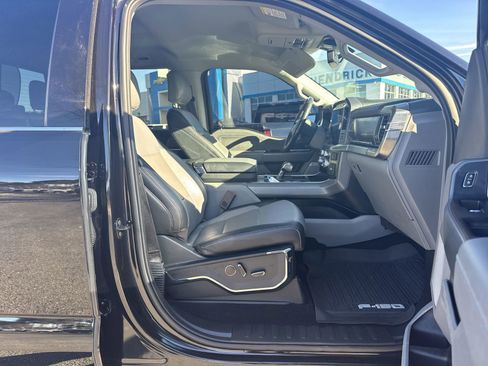 Used 2022 Ford F150 Lariat w/ Equipment Group 502A High image 32