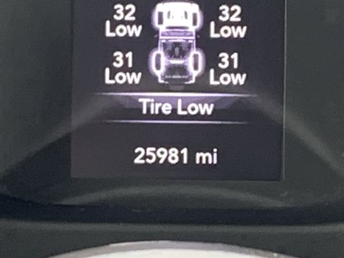 Used 2023 Jeep Wrangler Sport image 17