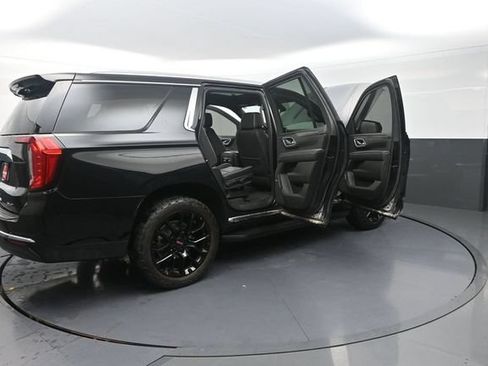 Used 2022 GMC Yukon SLT w/ SLT Premium Package AWD/4WD image 45