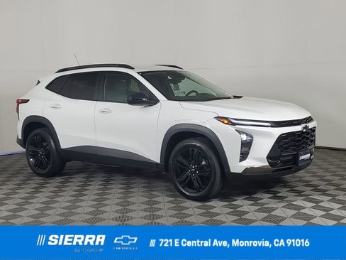 New 2026 Chevrolet Trax ACTIV image 1