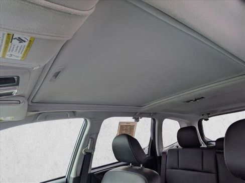 Used 2014 Subaru Forester 2.5i Touring AWD/4WD image 22