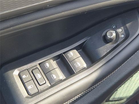 Used 2024 Jeep Grand Cherokee Altitude AWD/4WD image 26