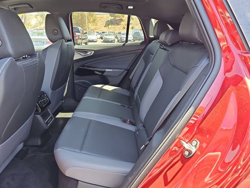 Used 2023 Volkswagen ID.4 S RWD image 15