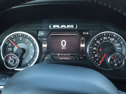 Used 2024 RAM 1500 Lone Star AWD/4WD image 34