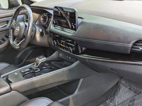 Used 2023 Nissan Rogue SL w/ SL Premium Package image 21