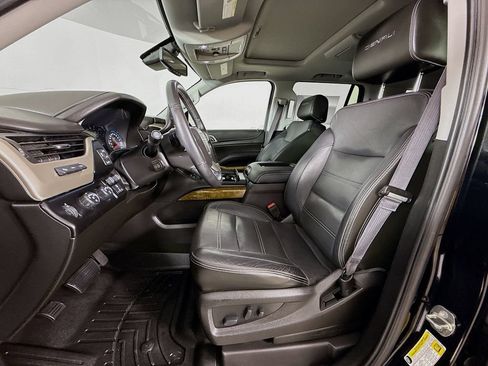 Used 2017 GMC Yukon Denali w/ Open Road Package AWD/4WD image 25