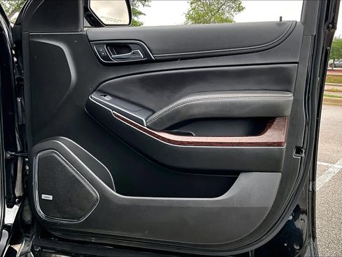 Used 2019 GMC Yukon SLT image 23