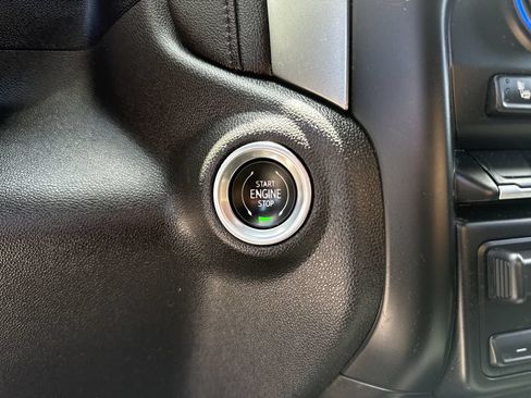 Used 2021 Chevrolet Silverado 1500 LTZ RWD image 18