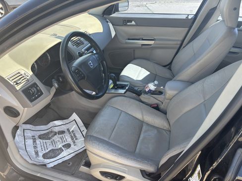 Used 2006 Volvo S40 2.4i FWD image 8