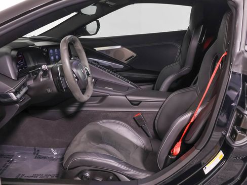 Used 2023 Chevrolet Corvette Stingray Preferred Cpe w/ Battery Protection Package RWD image 6