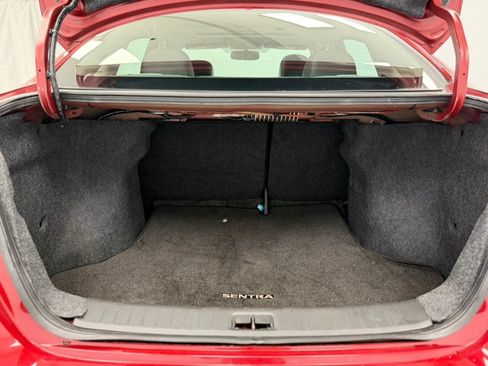 Used 2019 Nissan Sentra SR w/ Premium Package (SR) FWD image 62