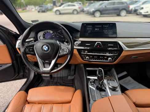 Used 2018 BMW 530i xDrive AWD/4WD image 18