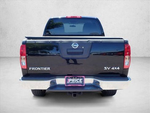 Used 2013 Nissan Frontier SV AWD/4WD image 3