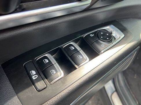 Used 2024 Kia Telluride SX image 30