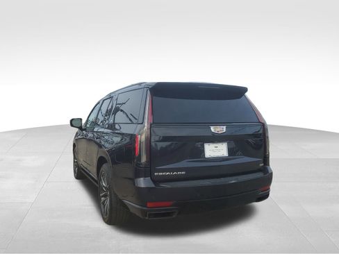 Used 2022 Cadillac Escalade Sport w/ Touring Package image 6