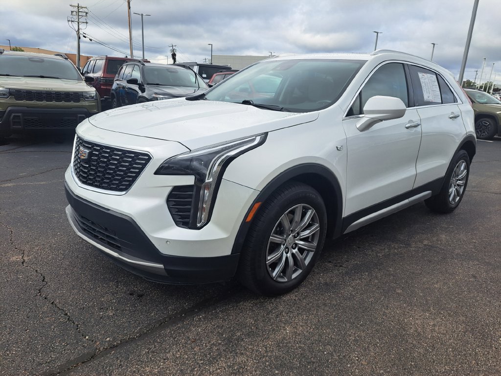 Used 2019 Cadillac XT4 Premium Luxury w/ Cold Weather Package FWD image 7