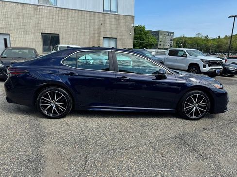 Used 2021 Toyota Camry SE AWD/4WD image 7