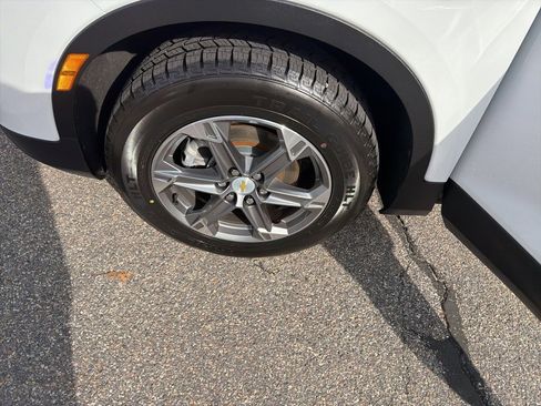 Used 2023 Chevrolet Blazer LT w/ Driver Confidence Package image 26