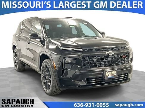 New 2026 Chevrolet Traverse RS w/ LPO, Floor Liner Package image 1