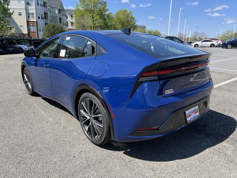 New 2026 Toyota Prius XLE image 6