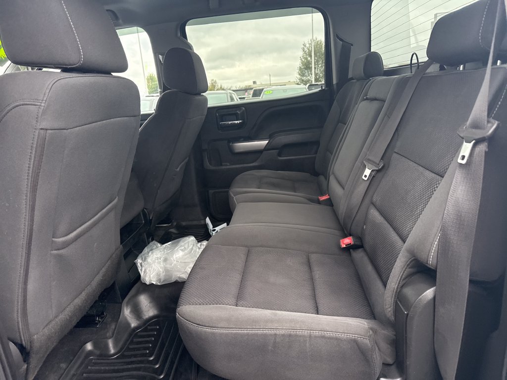 Used 2018 Chevrolet Silverado 1500 LT w/ Texas Edition AWD/4WD image 40